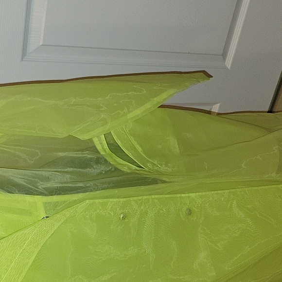 IVY PARK x Adidas SOLD OUT Neon Yellow Nylon Organza Jacket - Picture 7 of 14